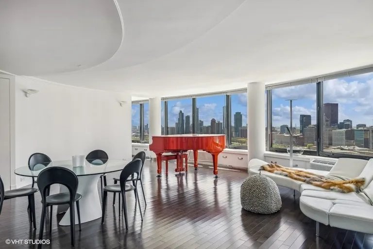 New York City Real Estate | View 155 N Harbor Drive, 3003 | Listing | View 4