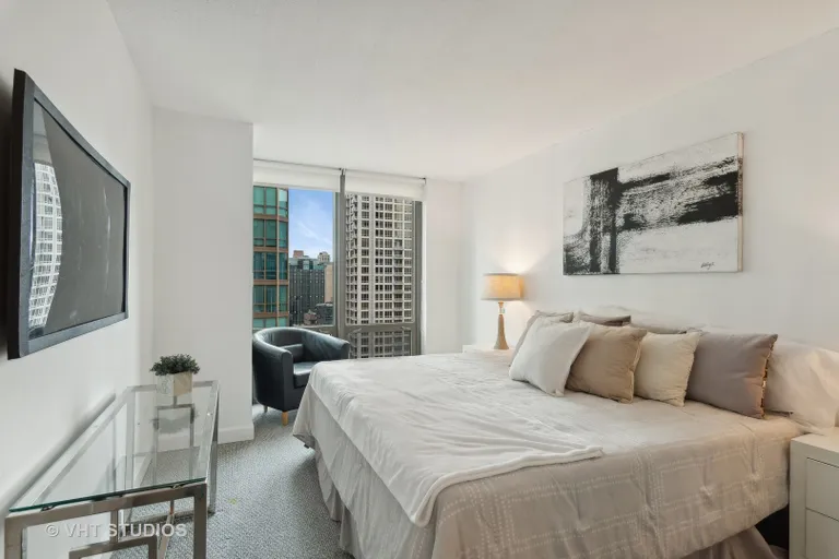 New York City Real Estate | View 2 E Erie Street, 3014 | Listing | View 10