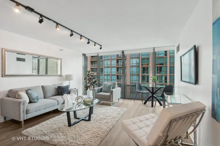 New York City Real Estate | View 2 E Erie Street, 3014 | Listing | View 5