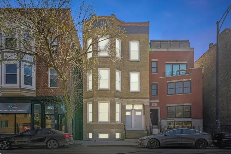 New York City Real Estate | View 2115 W Armitage Avenue, 1F | Listing | View 2