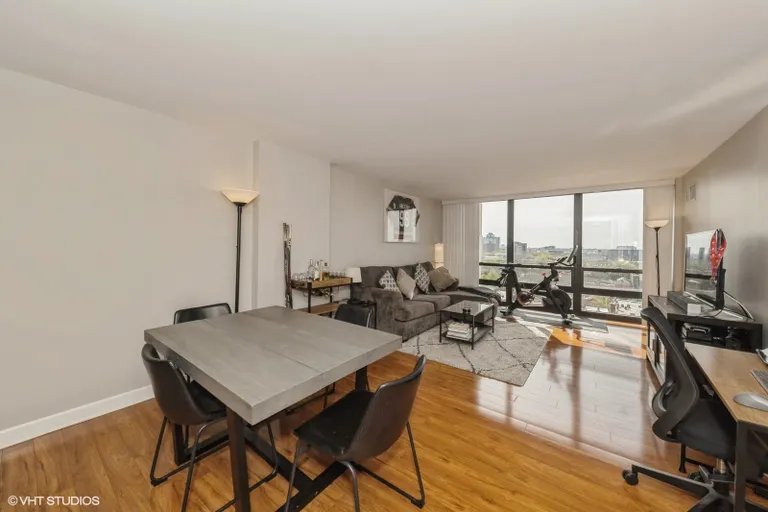 New York City Real Estate | View 1636 N Wells Street, 1108 | Listing | View 7