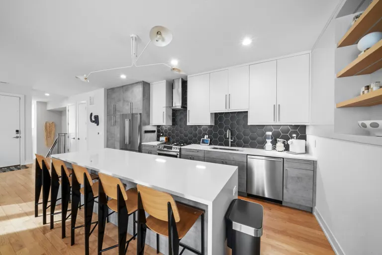 New York City Real Estate | View 2352 W Potomac Avenue, 1 | Listing | View 11