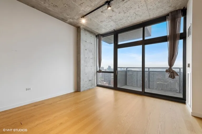 New York City Real Estate | View 235 W Van Buren Street, 3806 | Listing | View 6