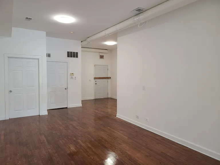 New York City Real Estate | View 2207 N Western Avenue, C-3 | Listing | View 8