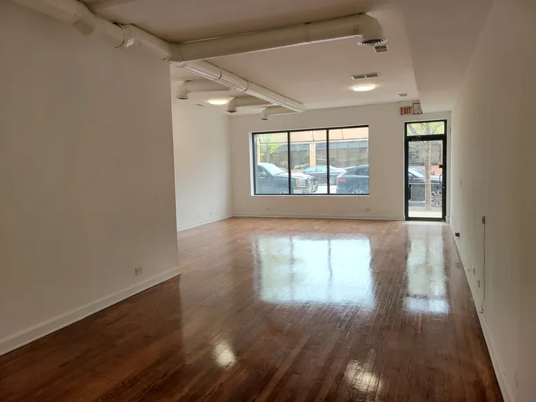 New York City Real Estate | View 2207 N Western Avenue, C-3 | Listing | View 4