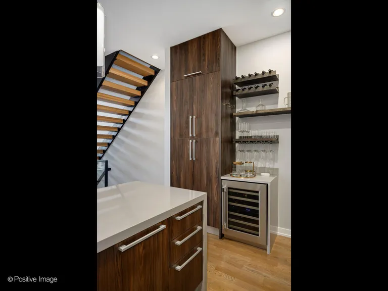 New York City Real Estate | View 2243 W Armitage Avenue, 2 | Listing | View 18
