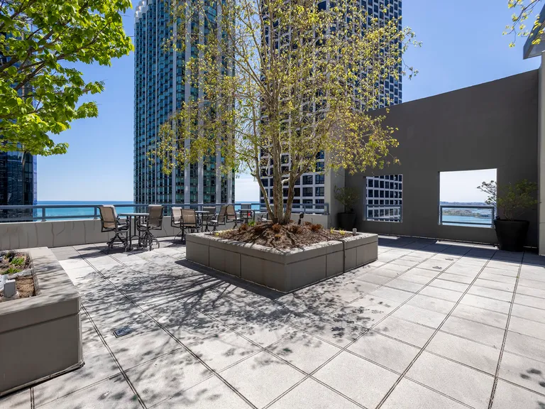 New York City Real Estate | View 201 N Westshore Drive, 2008 | Listing | View 23