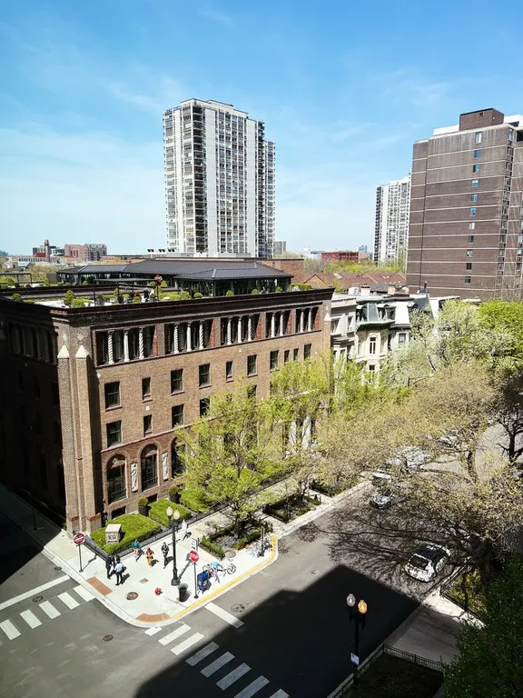 New York City Real Estate | View 21 W Goethe Street, 8A | Listing | View 22
