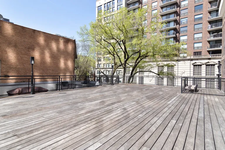 New York City Real Estate | View 21 W Goethe Street, 8A | Listing | View 28