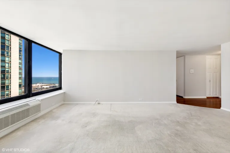 New York City Real Estate | View 155 N Harbor Drive, 4006 | Listing | View 3