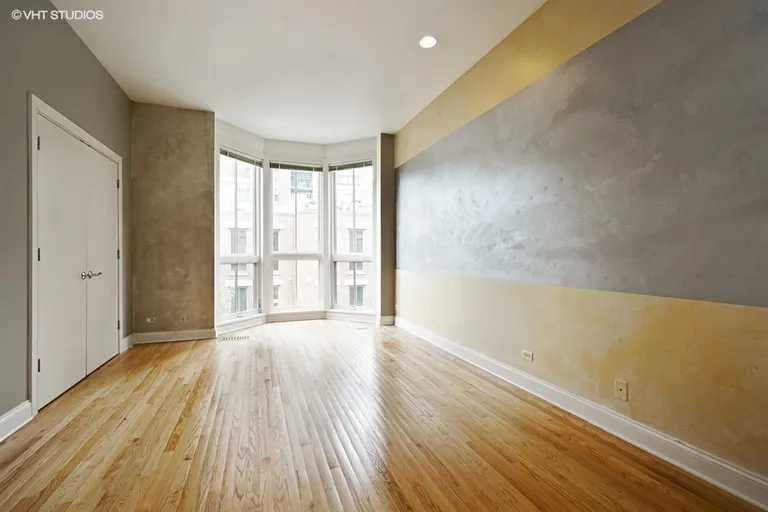 New York City Real Estate | View 436 E North Water Street, C | Listing | View 8
