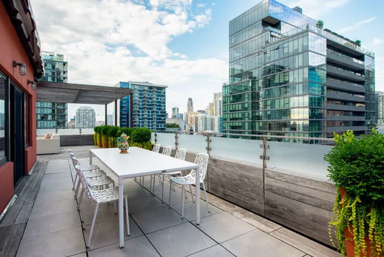New York City Real Estate | View 333 W Hubbard Street, 1006 | Listing | View 65