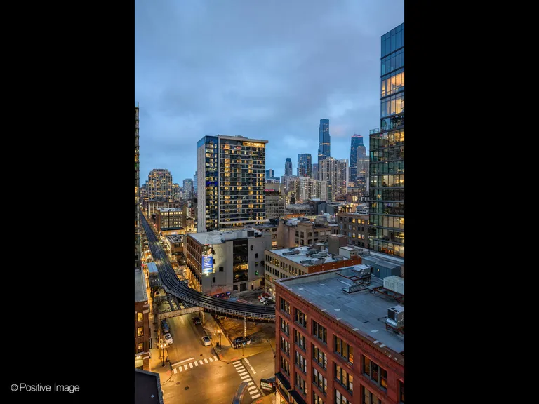 New York City Real Estate | View 333 W Hubbard Street, 1006 | Listing | View 53