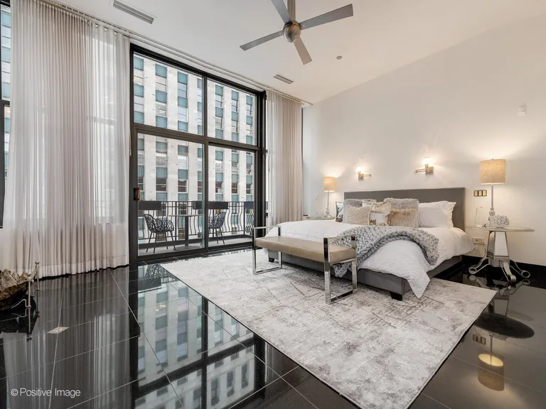 New York City Real Estate | View 333 W Hubbard Street, 1006 | Listing | View 34