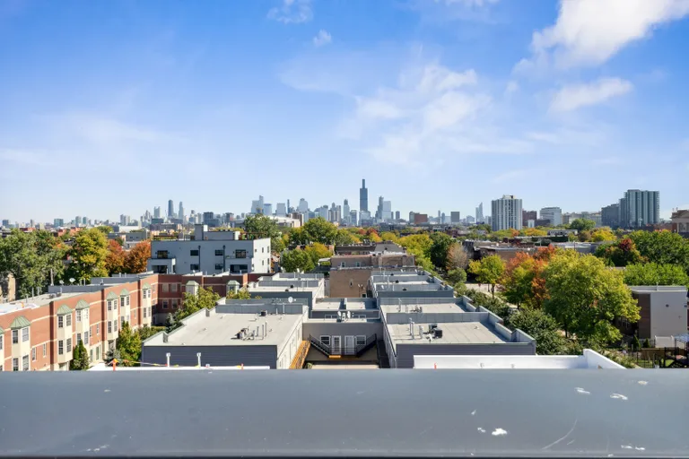 New York City Real Estate | View 2342 W Adams Street, 303 | Listing | View 49