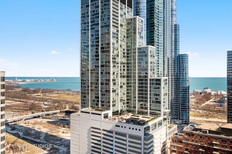 New York City Real Estate | View 1250 S Michigan Avenue, 2900 | Listing | View 38