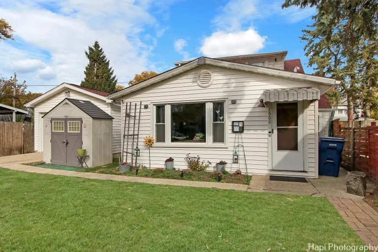 1500 LAUREL, Waukegan, IL 60085 Property for sale