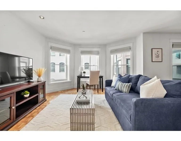 New York City Real Estate | View 416 Commonwealth Ave, 508 | 1 Bed, 1 Bath | View 1