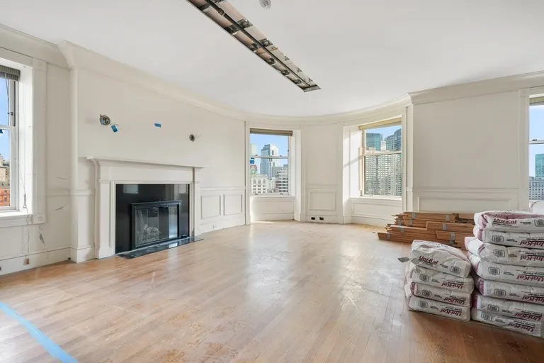 New York City Real Estate | View 34.5 Beacon St, PHN | Listing | View 5