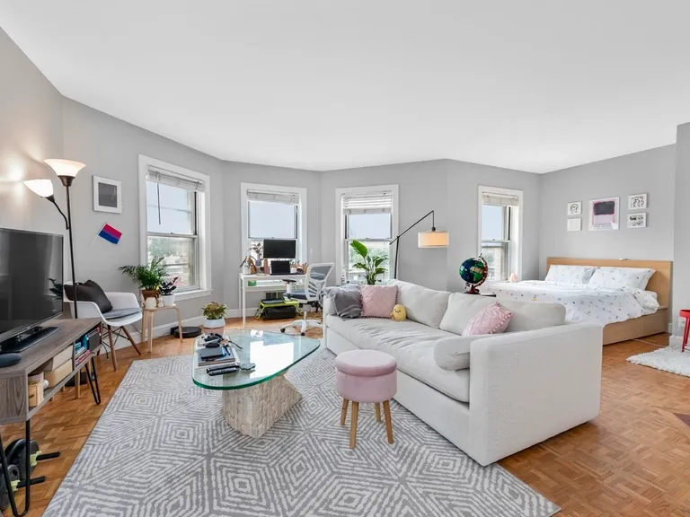 New York City Real Estate | View 416 Commonwealth Ave, 120 | 1 Bath | View 1