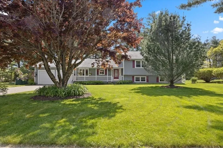 8 Peter Rd, Plymouth, MA 02360 Property for sale