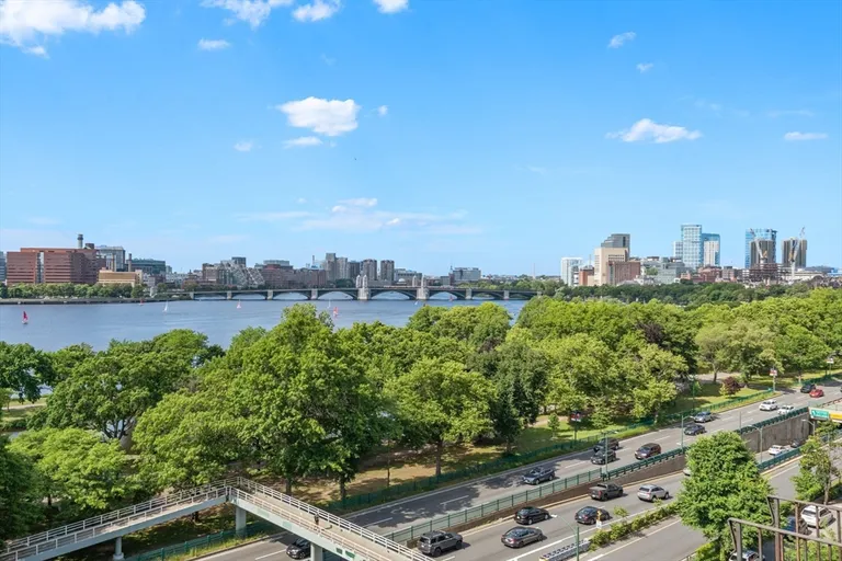 New York City Real Estate | View 232 Beacon Street, 6 | Listing | View 30