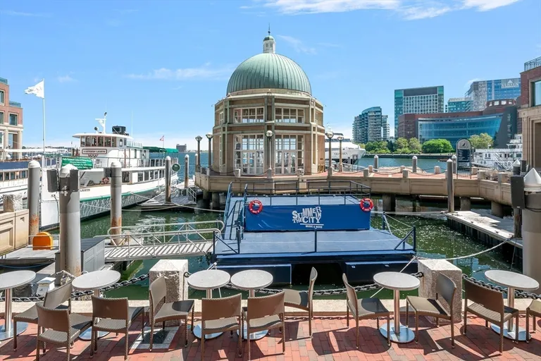 New York City Real Estate | View 20 Rowes Wharf, TH4 | Listing | View 40