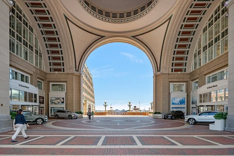 New York City Real Estate | View 20 Rowes Wharf, TH4 | Listing | View 39