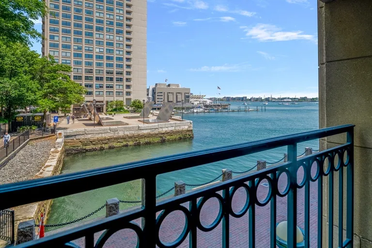 New York City Real Estate | View 20 Rowes Wharf, TH4 | Listing | View 25