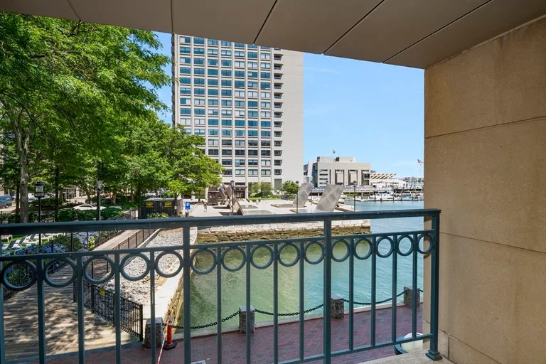 New York City Real Estate | View 20 Rowes Wharf, TH4 | Listing | View 24