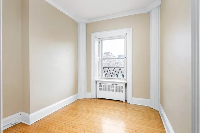 New York City Real Estate | View 2 Arlington St, 4 | Listing | View 7