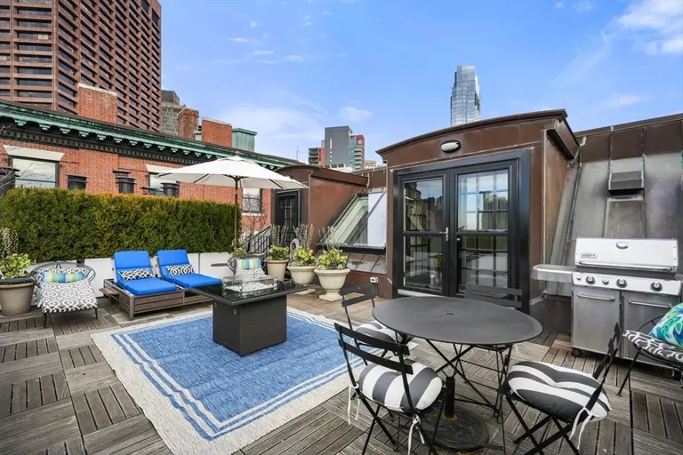 New York City Real Estate | View 20 Beacon, PH | Listing | View 7