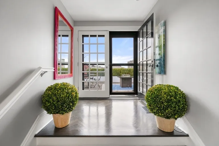 New York City Real Estate | View 20 Beacon, PH | Listing | View 9