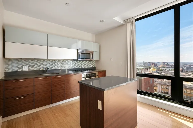 New York City Real Estate | View 45 Province St, 2406 | Listing | View 4