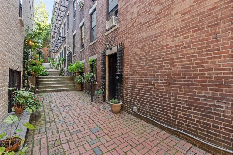 New York City Real Estate | View 1 Primus Avenue, 1A | Listing | View 10