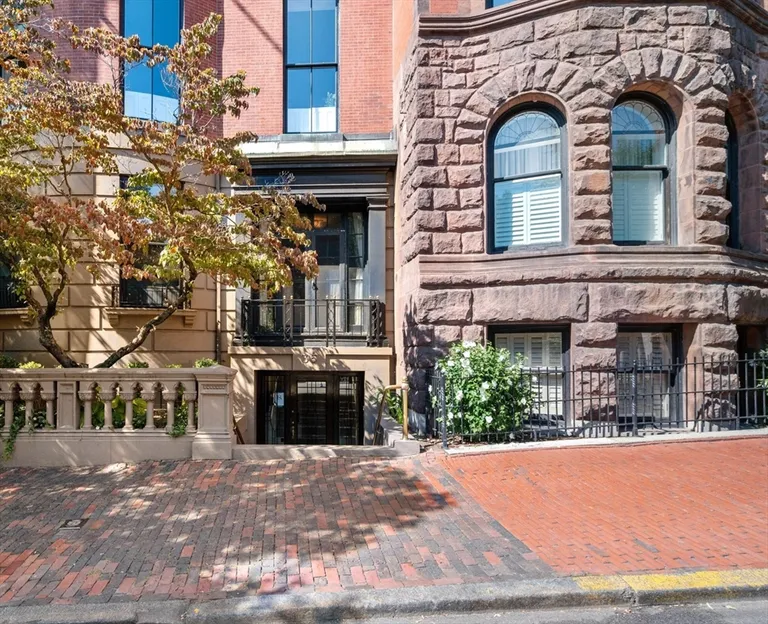 New York City Real Estate | View 35 Beacon Street, 2 | Listing | View 23