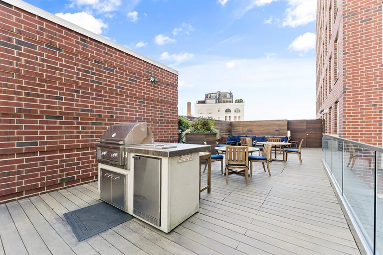 New York City Real Estate | View 400 Stuart St, 17L | Listing | View 41