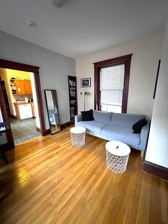 New York City Real Estate | View 74 Phillips St, 4 | Listing | View 4