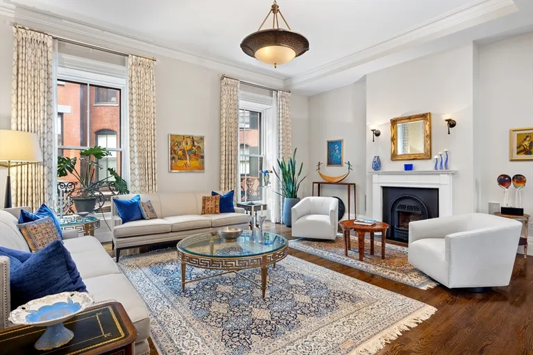 New York City Real Estate | View 9 Walnut St | 5 Beds, 4 Baths | View 1