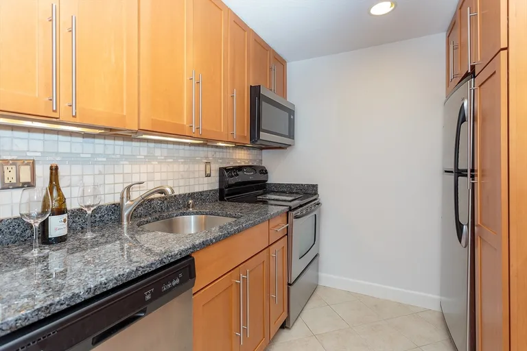 64 Main St 52, Stoneham, MA 02180 Property for rent