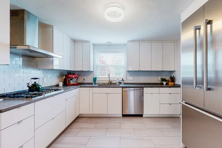 182 Newbury Street 182, Framingham, MA 01701 Property for rent