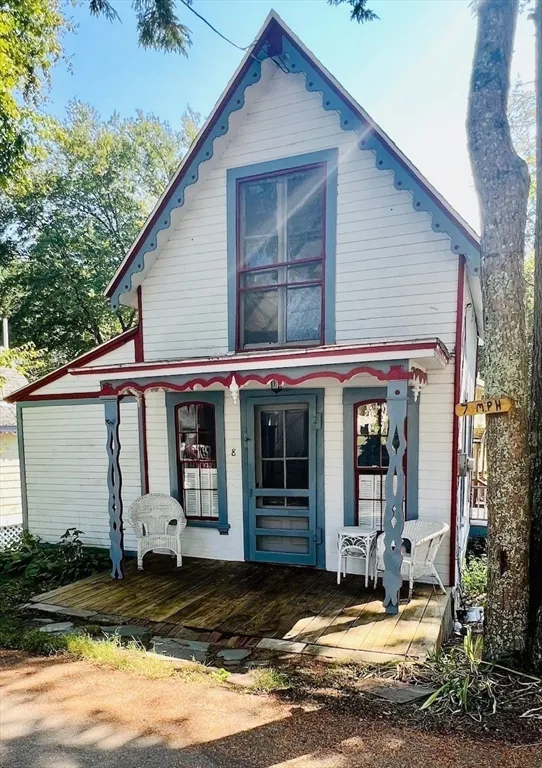 8 Central Place, Hamilton, MA 01982 Property for sale