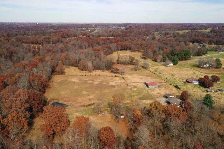 2530 Frank Abernathy Rd, Greenbrier, TN 37073 Property for sale