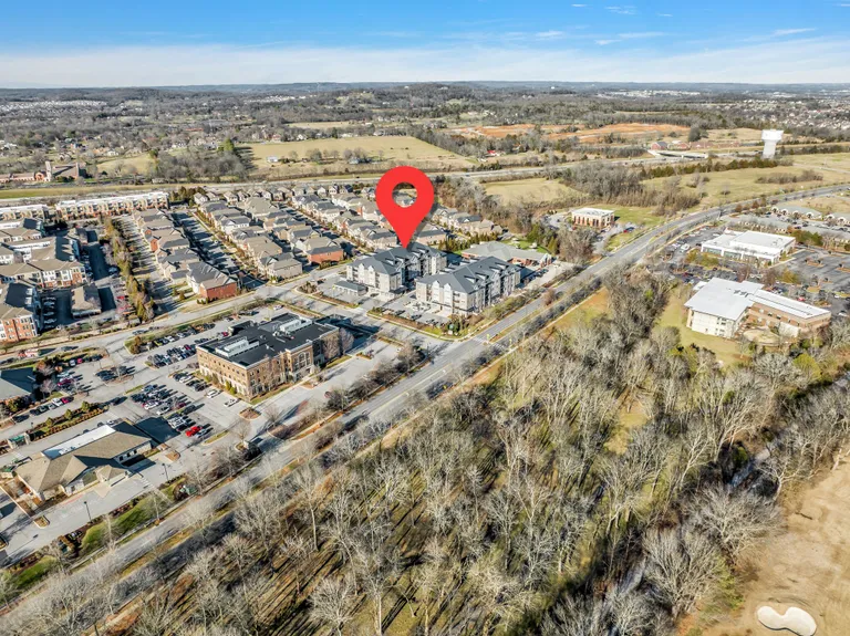 141 Saundersville Rd 2104, Hendersonville, TN 37075 Property for sale