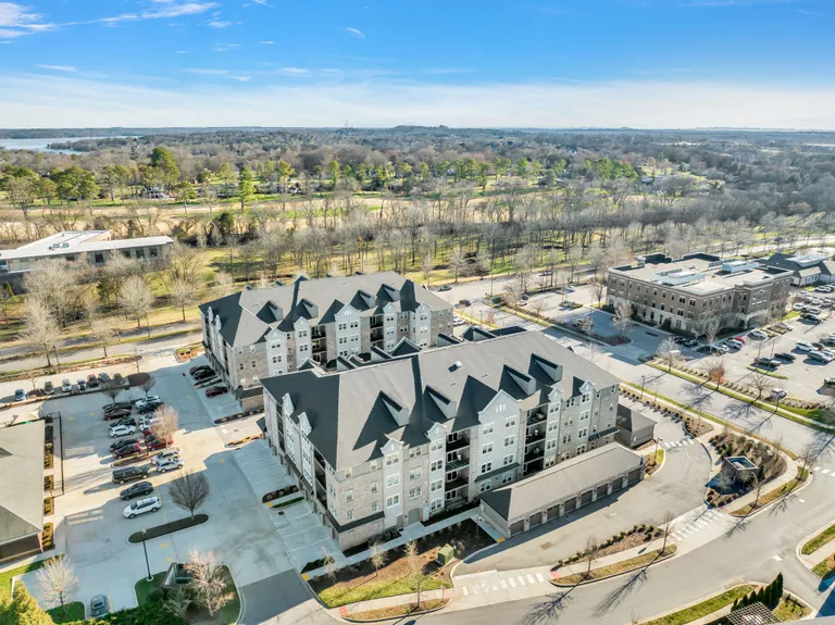 141 Saundersville Rd 2104, Hendersonville, TN 37075 Property for sale