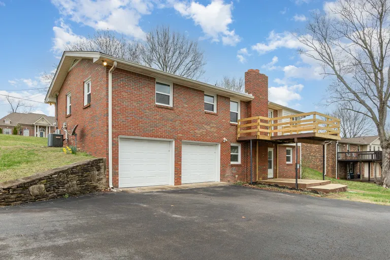 1107 Clearview Dr, Mount Juliet, TN 37122 Property for sale