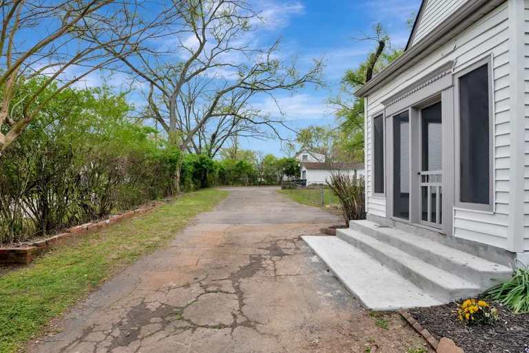 266 Neelys Bend Rd, Madison, TN 37115 Property for sale