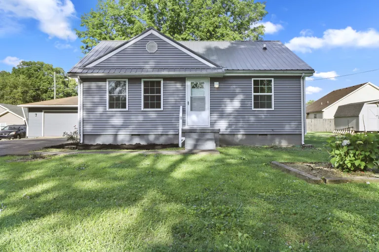 202 Shannon Ln, Springfield, TN 37172 Property for sale