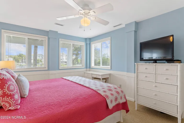 Wilmington, NC Real Estate | View 10 Sandy | Listing | View 27