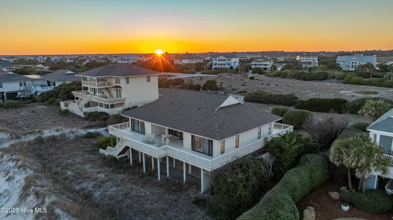 Wilmington, NC Real Estate | View 138 Beach | Listing | View 71
